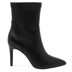 Charles David Women's Laurent Ankle-High Leather Boot